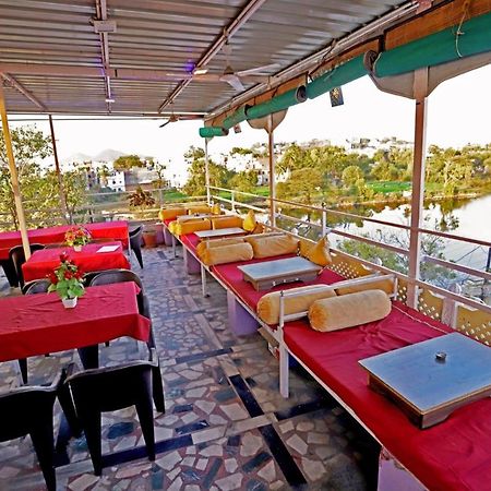 Hotel Rang Sagar Haveli Udaipur Bagian luar foto
