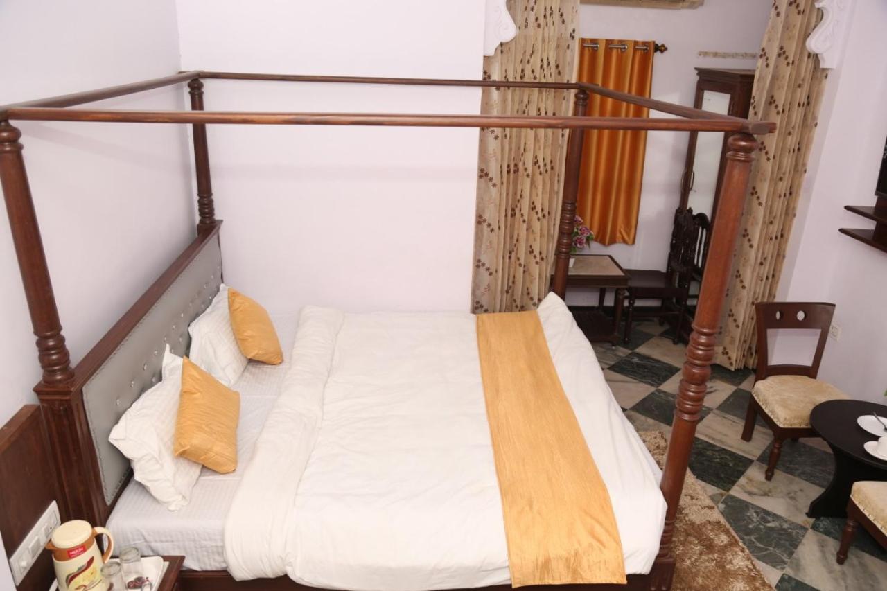 Hotel Rang Sagar Haveli Udaipur Bagian luar foto