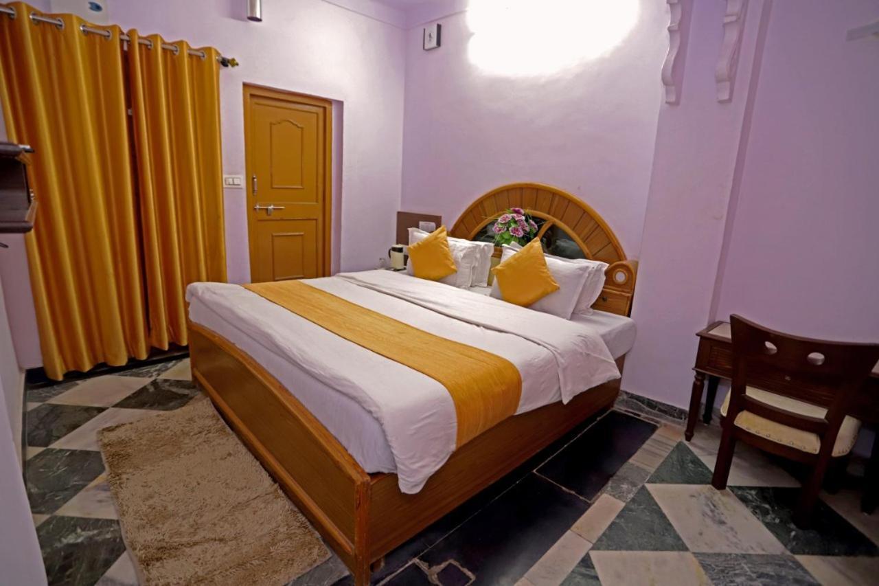 Hotel Rang Sagar Haveli Udaipur Bagian luar foto