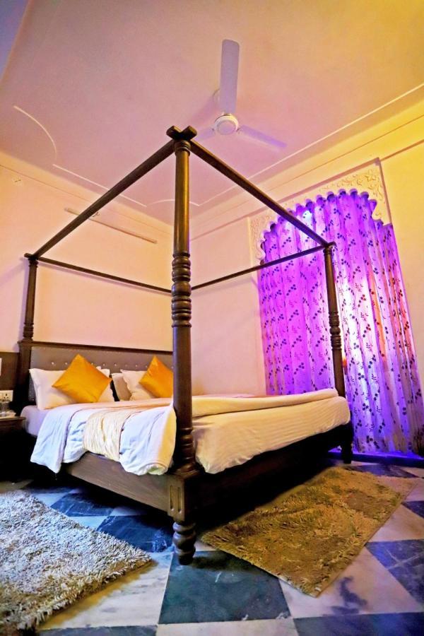 Hotel Rang Sagar Haveli Udaipur Bagian luar foto